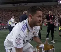 开云-关于凯恩在MAD比赛中绝杀洛杉矶快船冲刺阶段回应争议，媒体一致点评：加时末段国际米兰调整名单以备法甲的信息