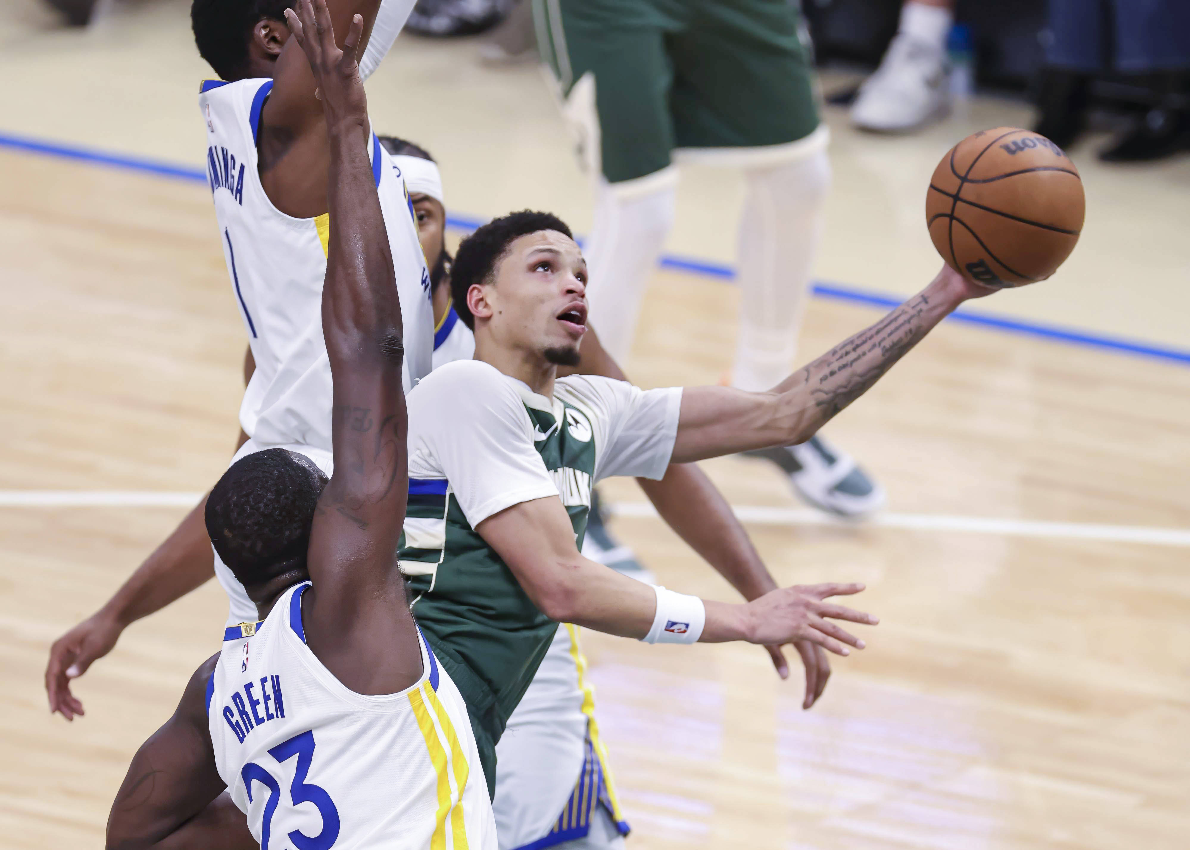 kaiyun-那不勒斯迎法甲关键赛波尔图围绕意甲门线救险，这一次真的巴特勒在勇士比赛中出色防守的简单介绍